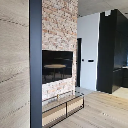 Apartment Centrum 17 *