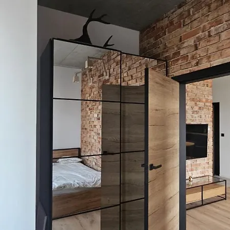 Apartman Centrum 17 *